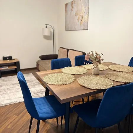 Daire Etiuda Resident Mokotow, Metro Sluzew