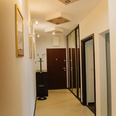 아파트 Etiuda Resident Mokotow, Metro Sluzew